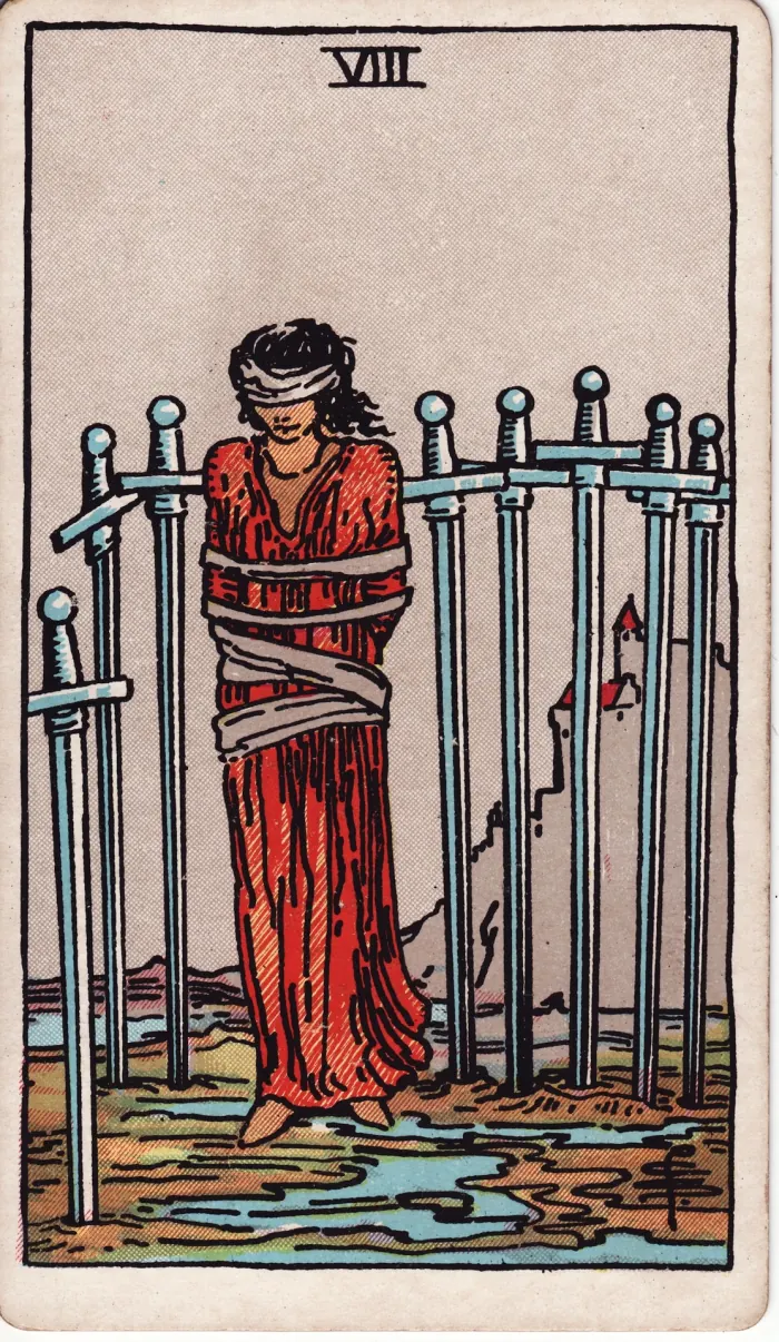 여덟 개의 검(EIGHT OF SWORDS) 타로카드 이미지